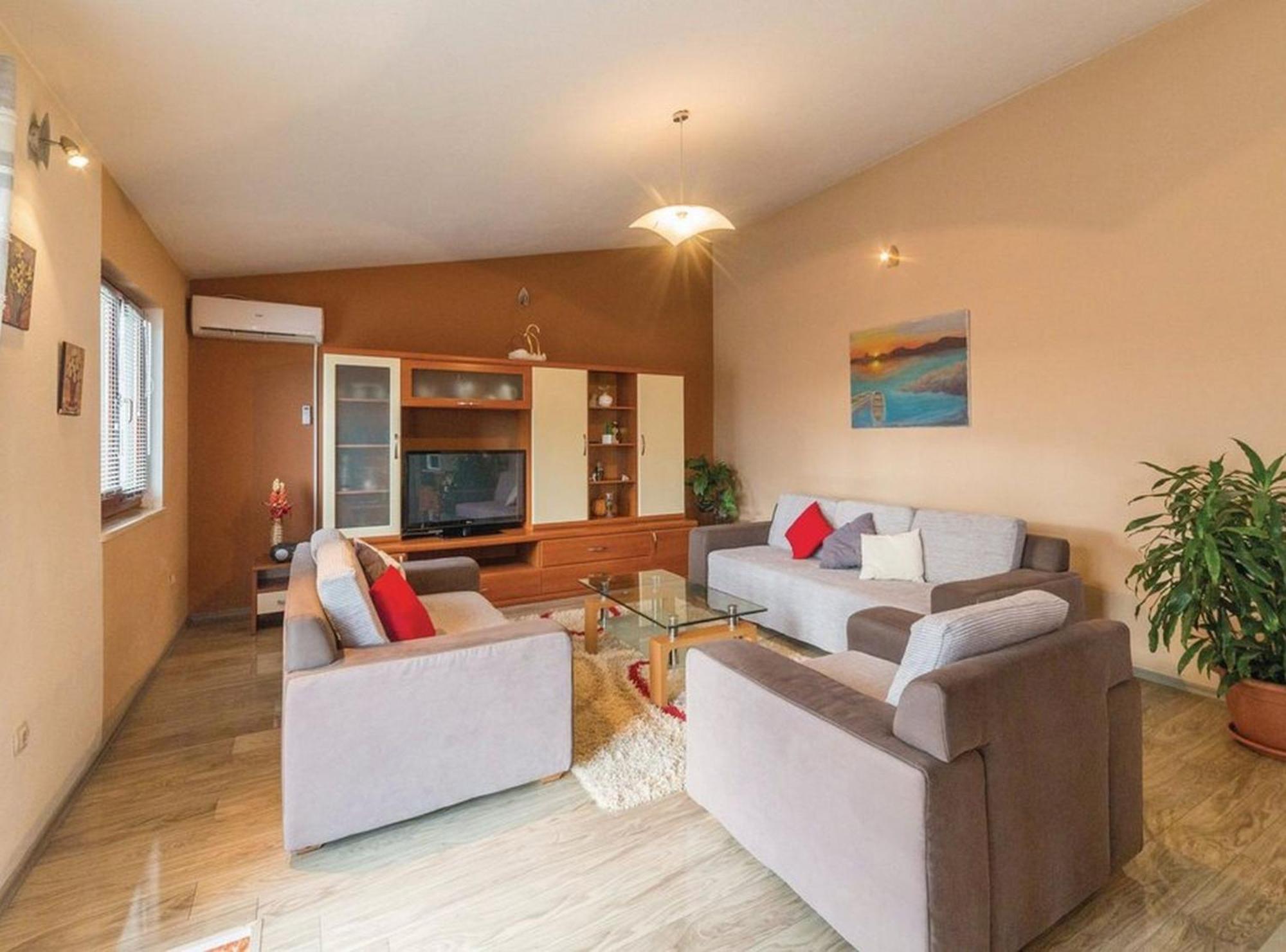 Mediterranean Stylish Villa With Pool In Kastel Stari Каштела Екстер'єр фото
