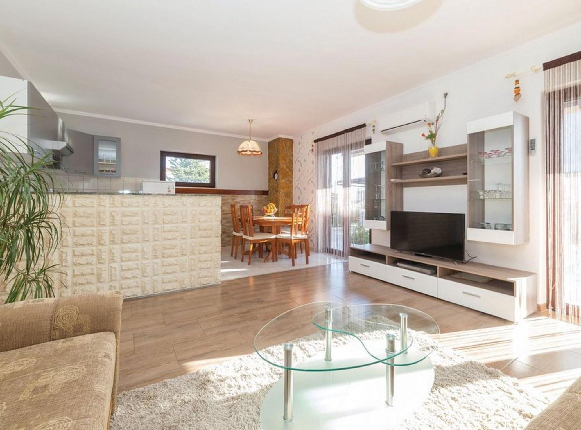 Mediterranean Stylish Villa With Pool In Kastel Stari Каштела Екстер'єр фото